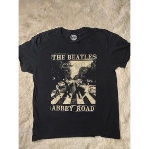 Beatles Abbey Road Short Sleeved Graphic T Shirt Size L